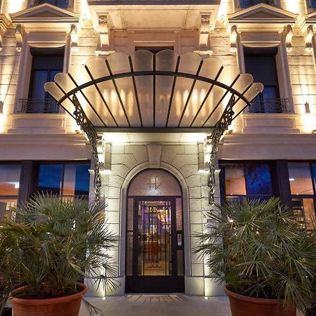 Hotel Victoria 瓦朗斯 外观 照片
