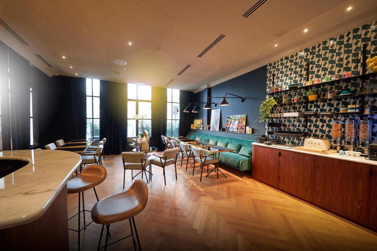Hotel Victoria 瓦朗斯 外观 照片